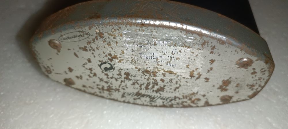 Antiga le rara lata de ballantines whisky