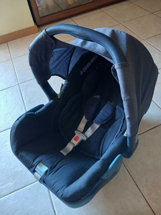 Cadeira Auto - Ovinho bebé Maxicosi
