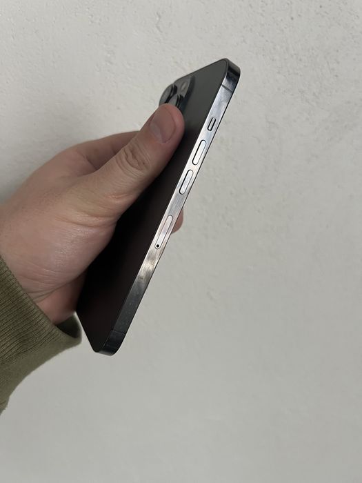 Продам iPhone 13 Pro 512GB неверлок
