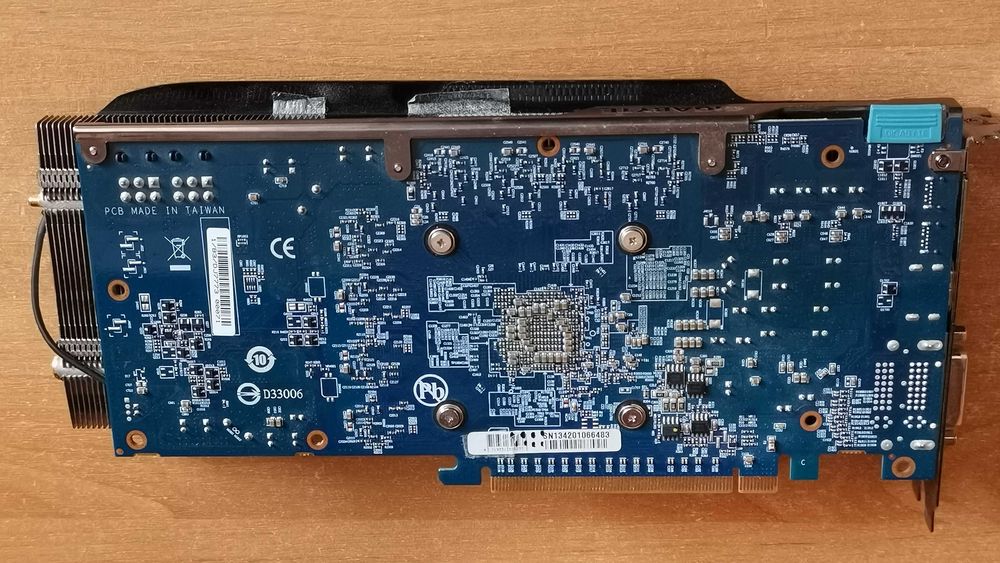 Відеокарта Gigabite HD 7870 2 gb oc