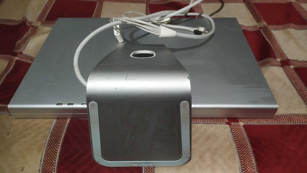 монитор apple a1082 23