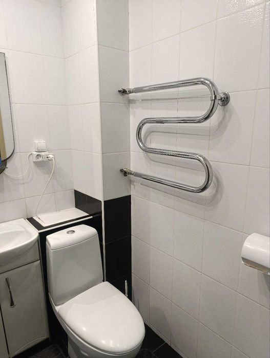 Продам 1 комнатную квартиру. 1/9эт. 36м2. Метро Салтовская. Киевский район.