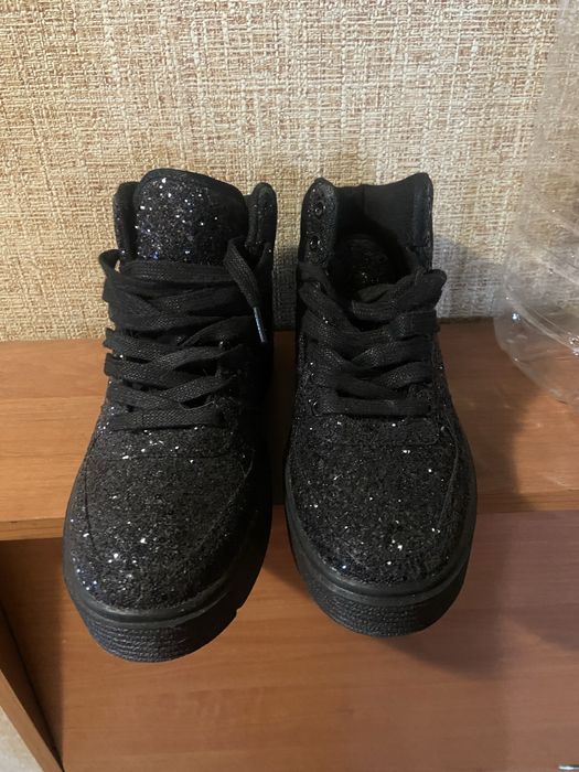 Черевики кросівки Reserved