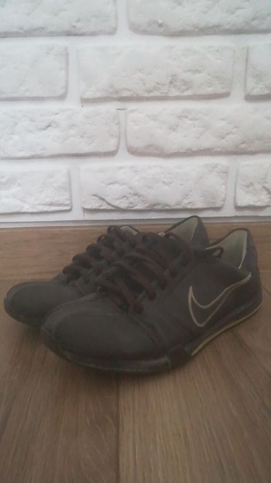 Buty Nike 40.5 kawowe
