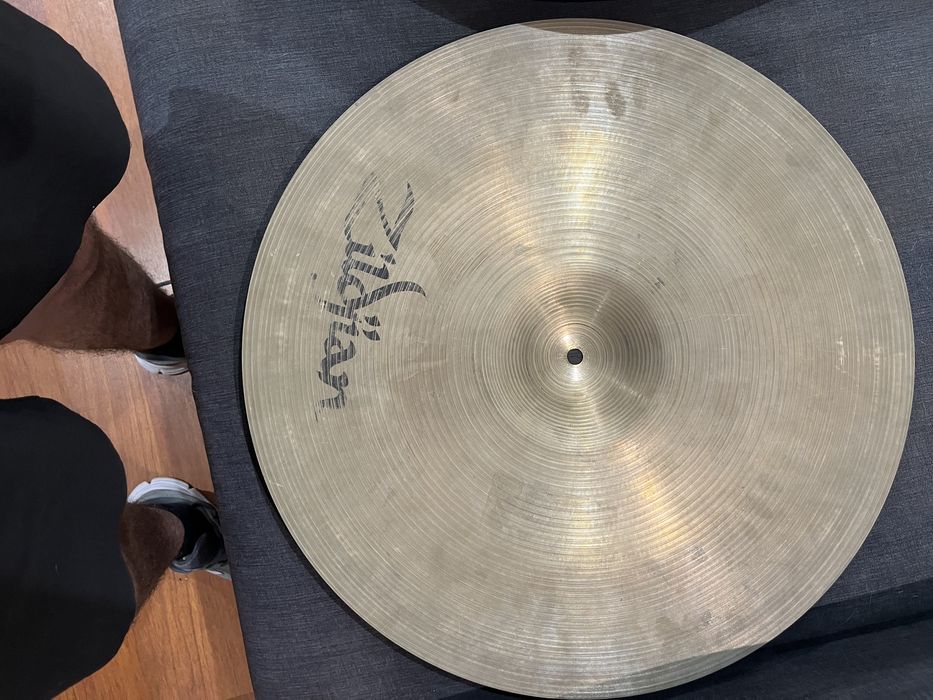 Pratos bateria Zildjian / Sabian