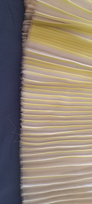 Plisowana sukienka M