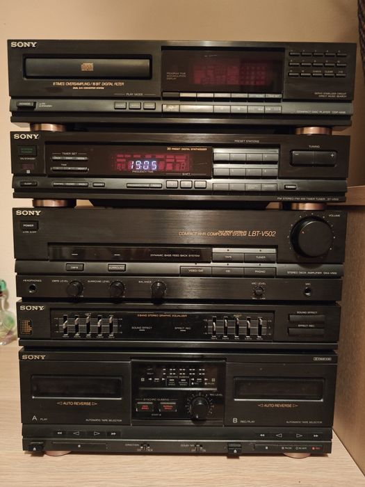 Sony lbt v502: wzmacniacz, korektor,tuner,CD