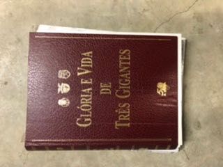 Livro dos 3 grandes Benfica Sporting e Porto