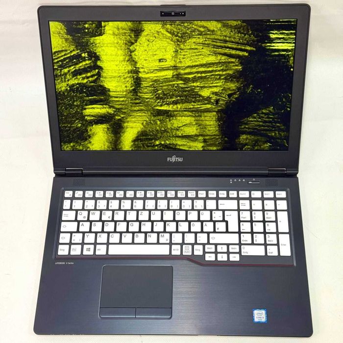 Ноутбук Fujitsu Lifebook U757/15.6"/Core i5/8GB DDR4/256GB SSD/HD 520