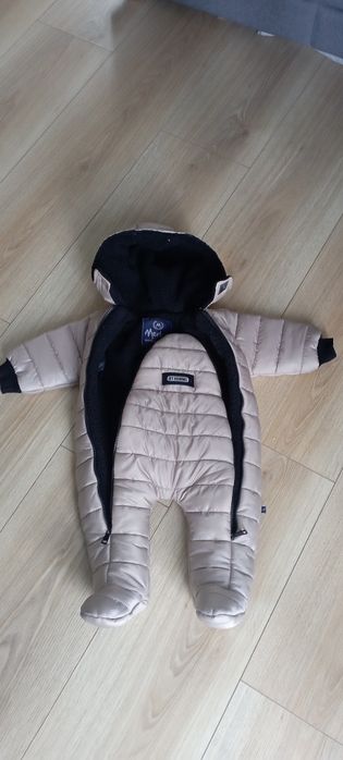 Kombinezon niemowlęcy