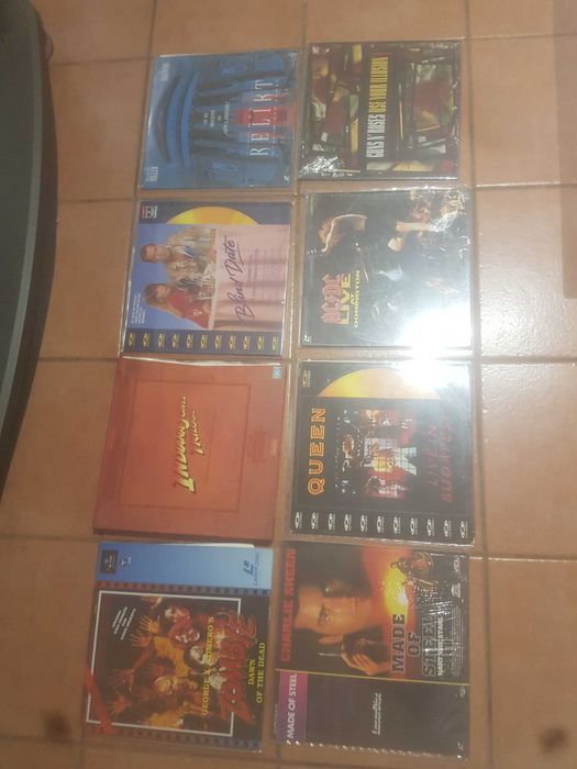 Leitor LD, CD, VINIL + 80 DISCOS.64170816468097124