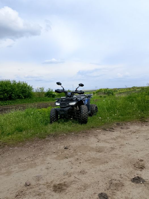 Продам Квадроцикл Спарк 125 кубів ціна 850 доларів торг