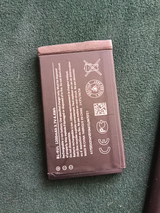 Телефон е240 2019р та акумулятор