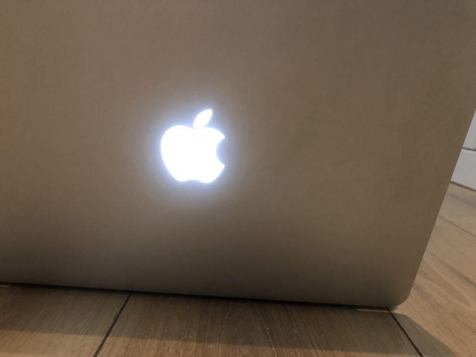MacBook Air 4,2 2011 rok