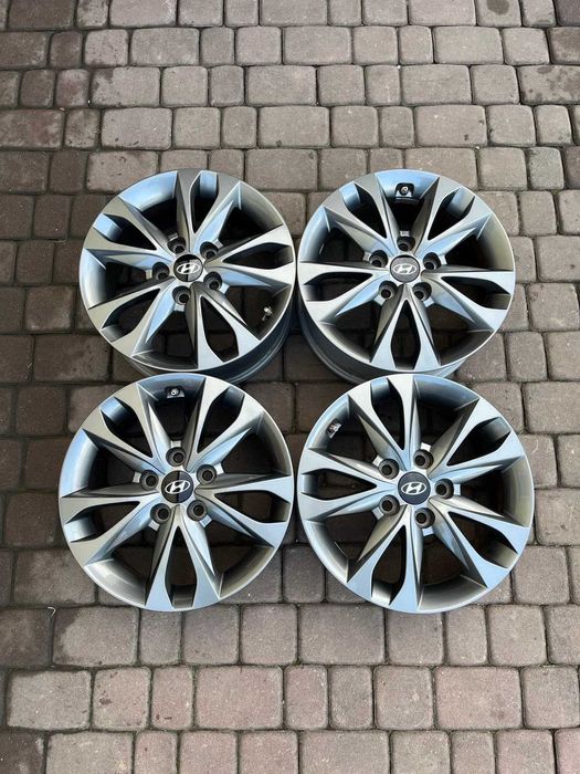 Oryginalne alufelgi Hyundai 5x114,3 16 cali Czujniki Tucson IX35