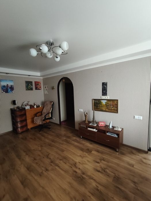 Продам 3х кім. квартиру з ремонтом, меблями та технікою Хортицький р-н