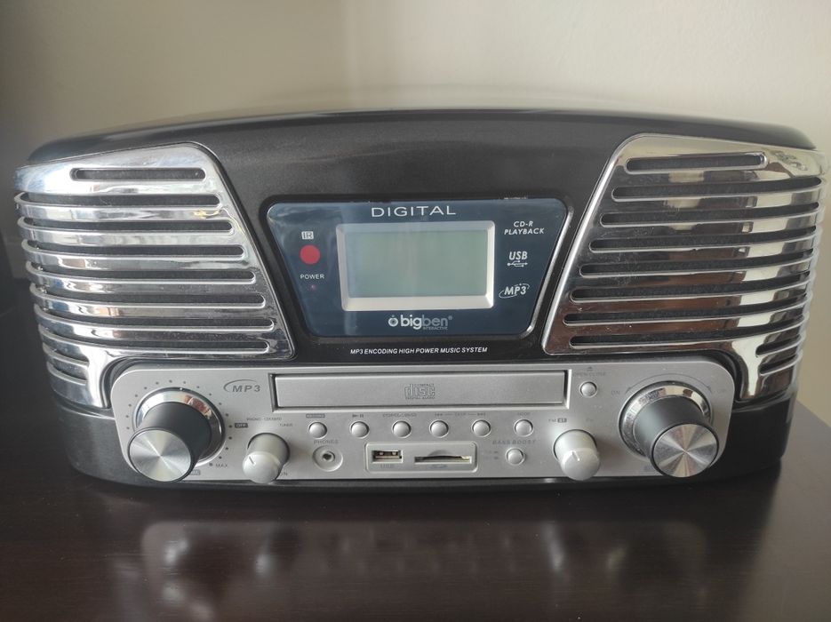 Sistema de som vinil, CD, SD card, USB e rádio Big Ben