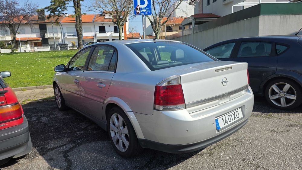 Opel Vectra 1.9 CDTI Elegance/ troco por smart a diesel