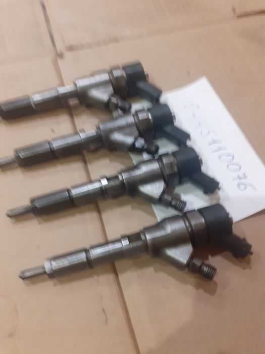 Продам дизельні форсунки