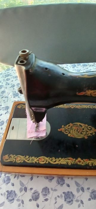 Швейна машина єлектрична