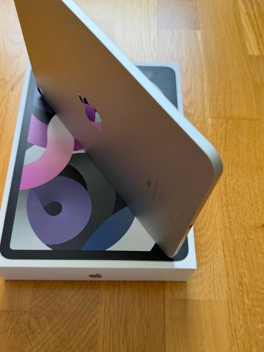 iPad Air 4 , silver 64gb