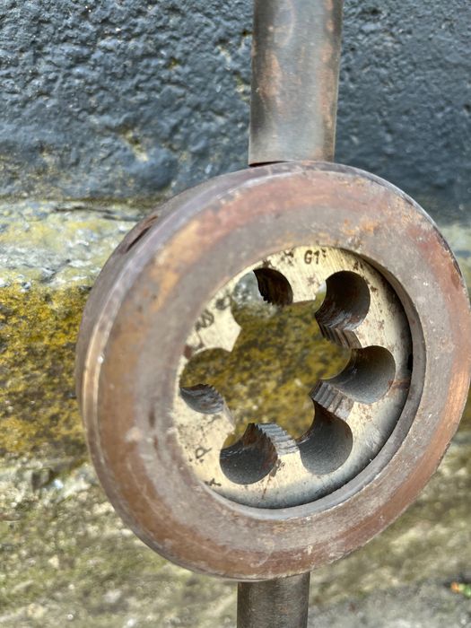 Продам плашки (лєрки) з тримачами нові