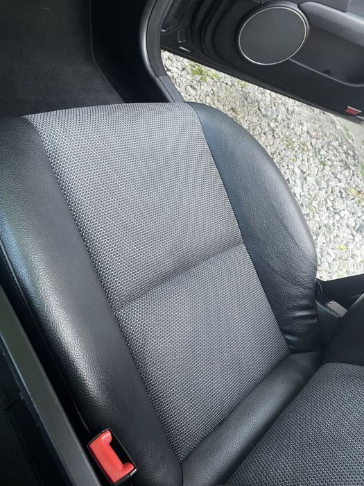 Pranie tapicerki samochodowej