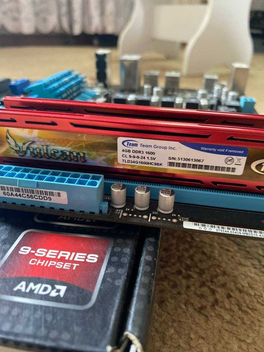 Продам процесор, відеокарту, оперативку та материнську плату