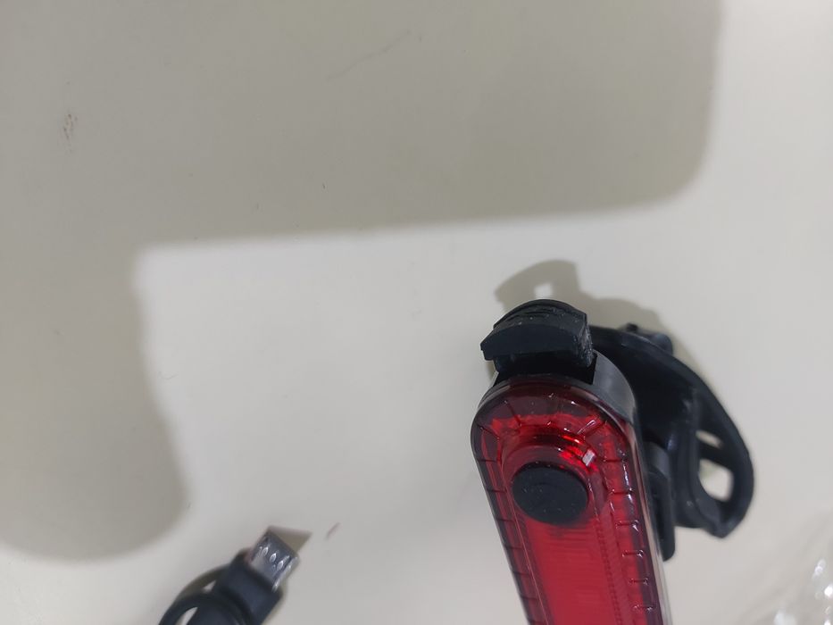 Luz LED recarregável usb, para bicicletas, trotinete.