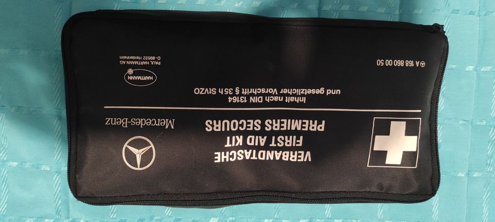 Estojo primeiros socorros Mercedes 190/200