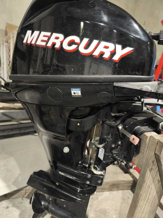 Silnik zaburtowy Mercury 10 KM