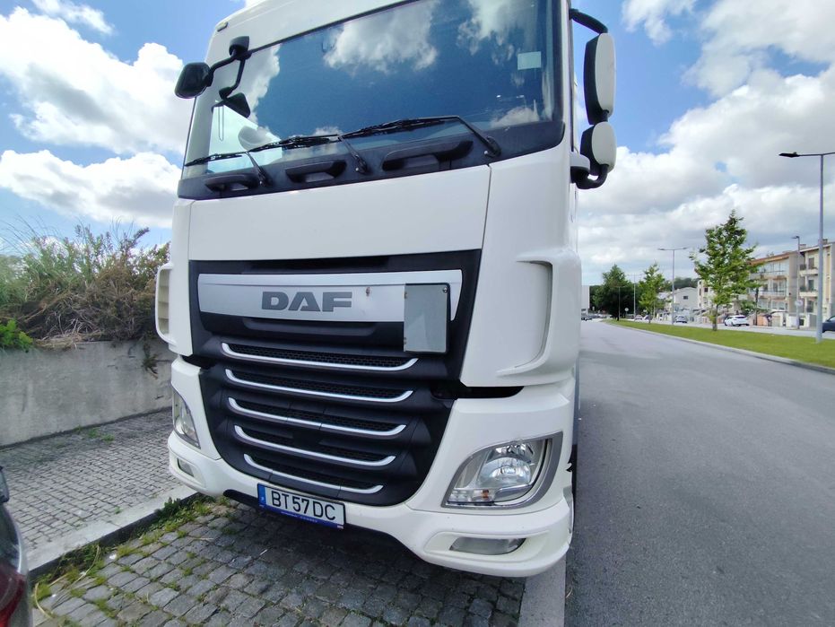 DAF XF 510 | Ano 2016 | 4x2 | Kit Hidráulico | Retarder | 510cv