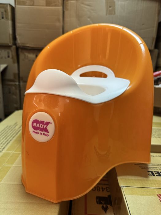 Подарую дитячий горщик