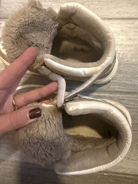 Кросівки утеплені