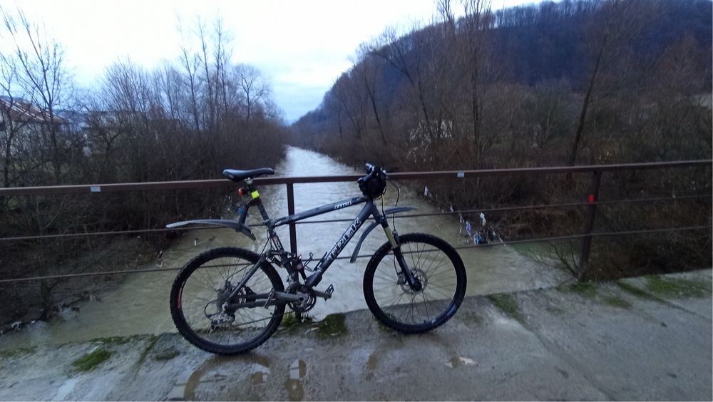 Trek fuel 80 двухподвес