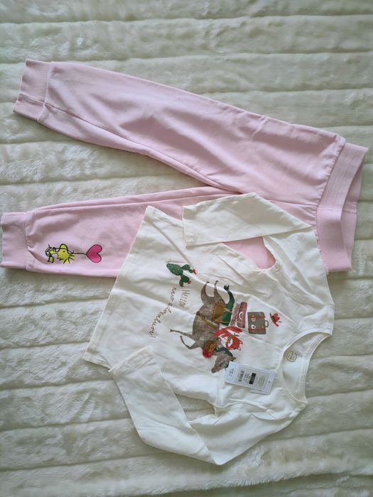 Spodnie i bluzka rozmiar 116 nowe