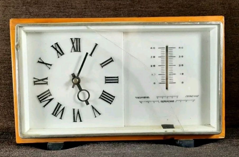 Настольные часы Маяк, барометр, термометр