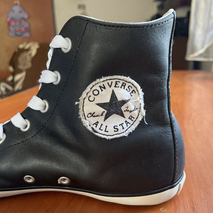 Converse skóra r. 38