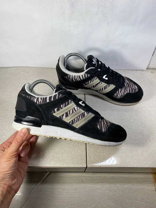 Adidas ZX 700 кроссовки замшевые 38р 24см оригинал
