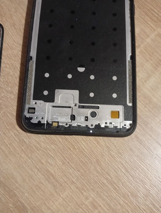 Смартфон Xiaomi Redmi Note 7.