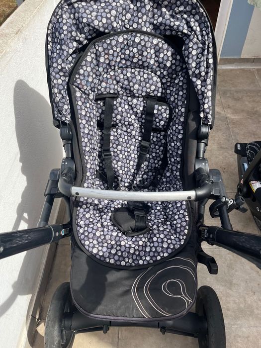 Carrinho bebé 3 em 1