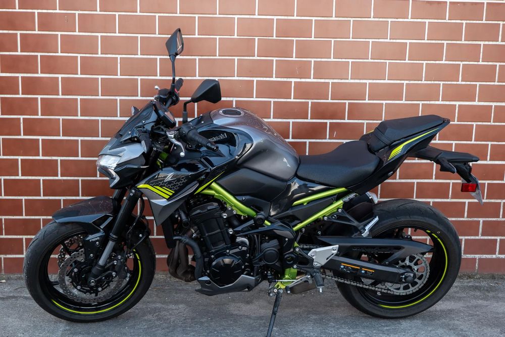 Kawasaki ZR