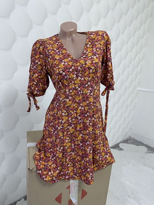 Літній сарафан, плаття