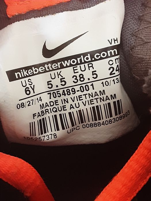 Nike Кросівки жіночи сірі лого р.38.5