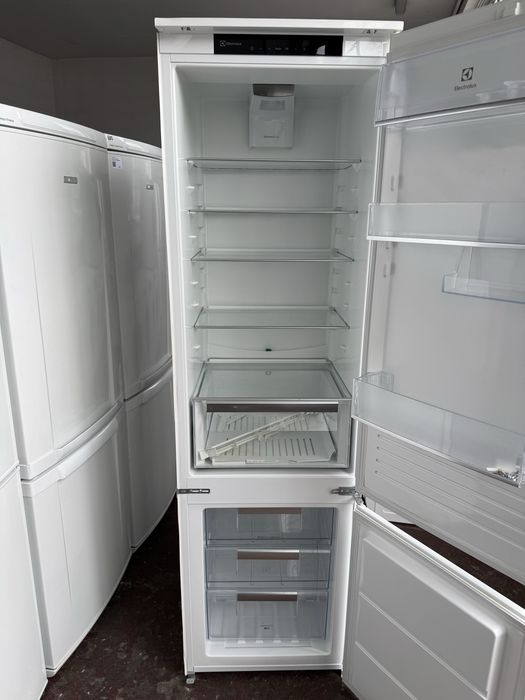 Lodówka do zabudowy ElectroluxTwinTech No-Frost 188cm. Gwarancja
