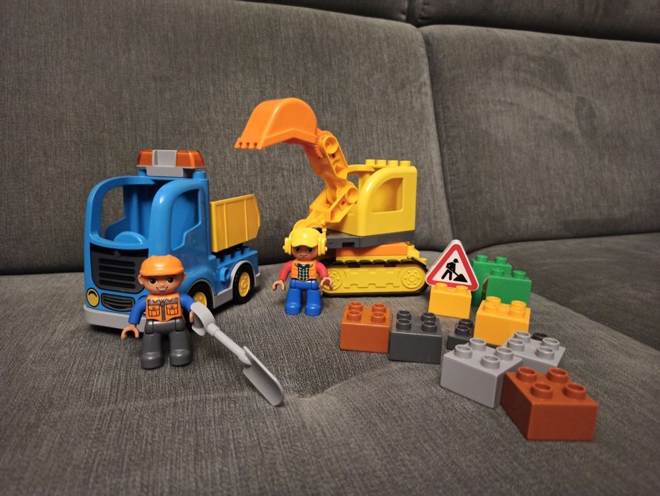 Lego Duplo - ciężarówka i koparka nr 10812