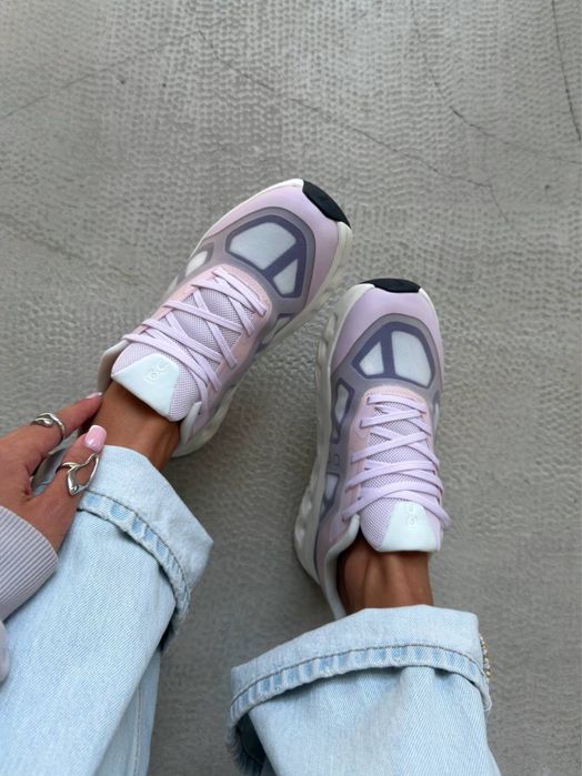 Жіночі спортивні кросівки On Cloudtilt White Violet