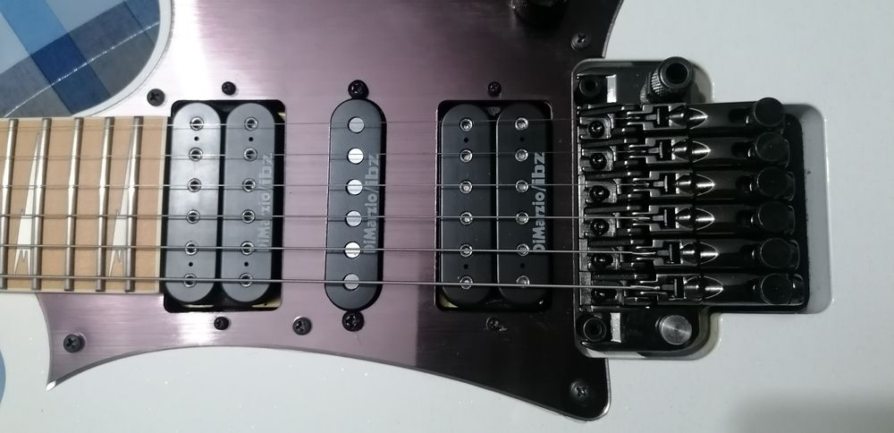 Guitarra ibanez rg 2550mz prestige japan