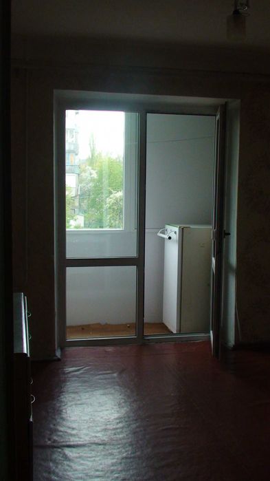 Продам 3-х кімнатну квартиру на Лісовому,вул.Курчатова   52000$