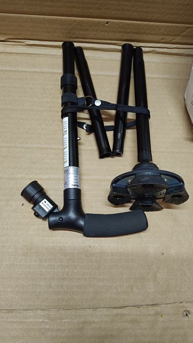 Laska inwalidzka składana uchwyt zaokrąglony z latarką